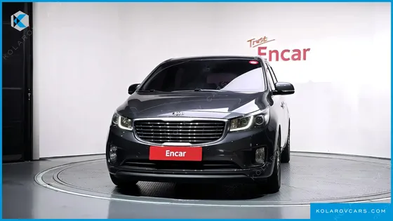 KIA CARNIVAL 11-SEATER NOBLESSE