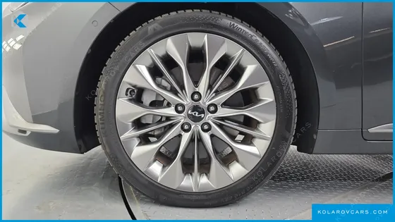 KIA K8 3.5 GASOLINE 4WD