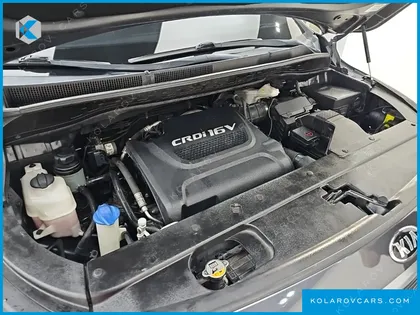 KIA CARNIVAL 9-SEATER NOBLESSE