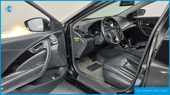 HYUNDAI GRANDEUR HG300 EXCLUSIVE