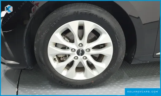 KIA K8 2.5 GASOLINE 2WD