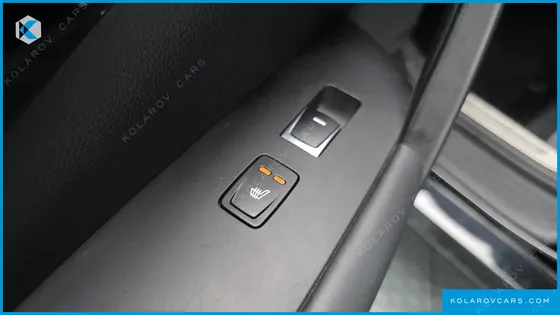 HYUNDAI GRANDEUR HG300 PREMIUM