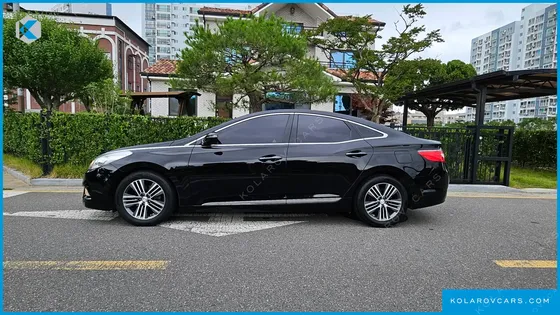 HYUNDAI GRANDEUR HG240 MODERN