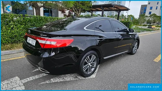 HYUNDAI GRANDEUR HG240 MODERN