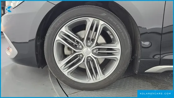 HYUNDAI GRANDEUR 2.4 PREMIUM