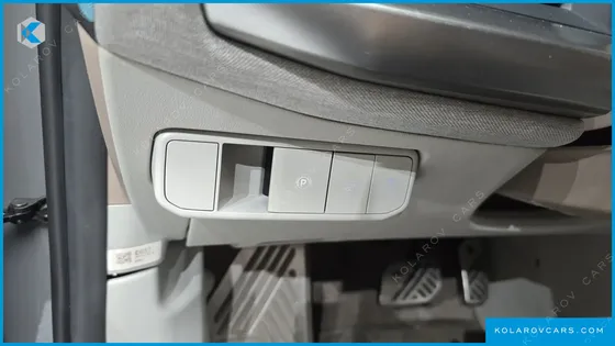 KIA EV4 STANDARD 2WD