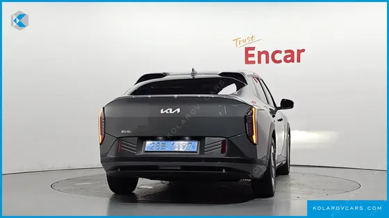 KIA EV4 STANDARD 2WD
