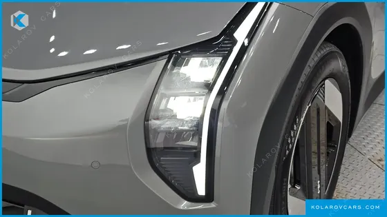 KIA EV4 STANDARD 2WD