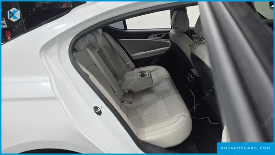 GENESIS G70 GASOLINE 2.0T 4WD