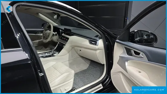 GENESIS G70 GASOLINE 2.5T 4WD
