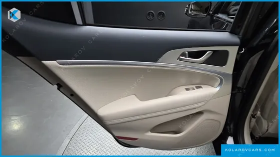 GENESIS G70 GASOLINE 2.5T 4WD