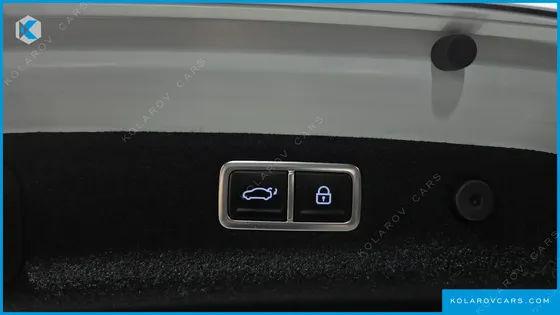 GENESIS G70 GASOLINE 2.5T 2WD