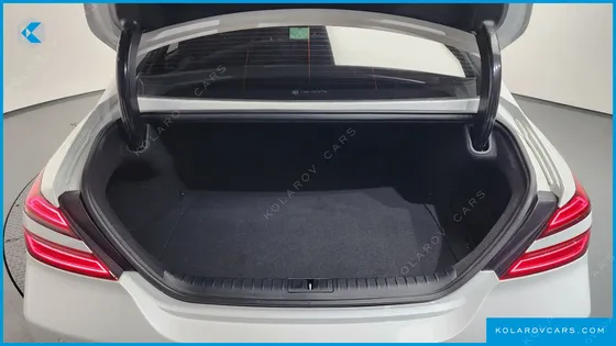 GENESIS G70 GASOLINE 2.5T 2WD