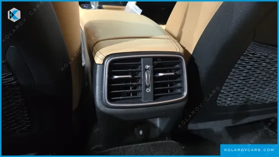GENESIS G70 GASOLINE 3.3T 4WD