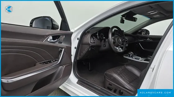 KIA STINGER 2.5 AWD MASTERS