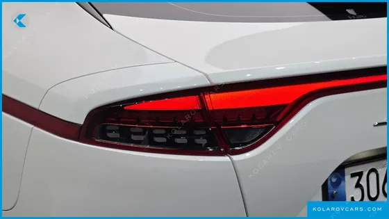 KIA STINGER 2.5 AWD MASTERS