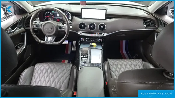 KIA STINGER 2.5 AWD MASTERS