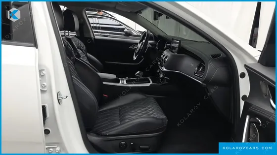 KIA STINGER 2.5 AWD MASTERS