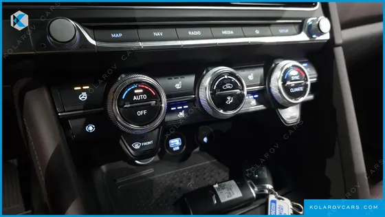 GENESIS G70 GASOLINE 3.3T 4WD