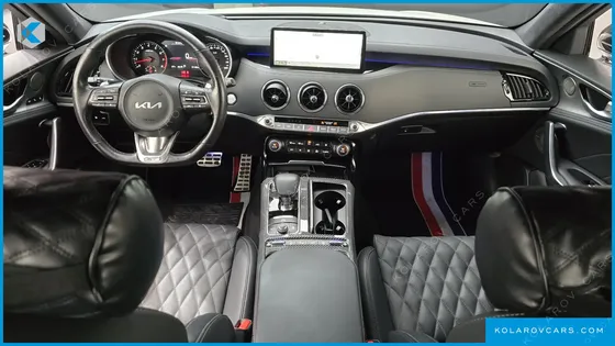 KIA STINGER 3.3 GT AWD