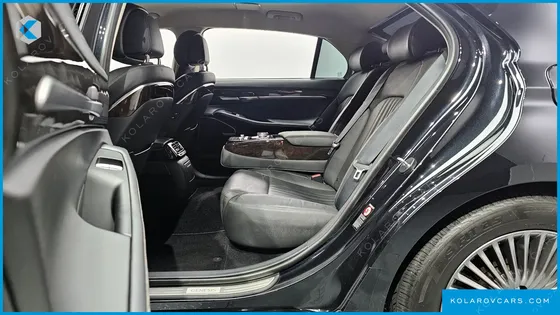 GENESIS G90 3.3 T