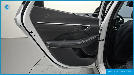 HYUNDAI SONATA 1.6 TURBO