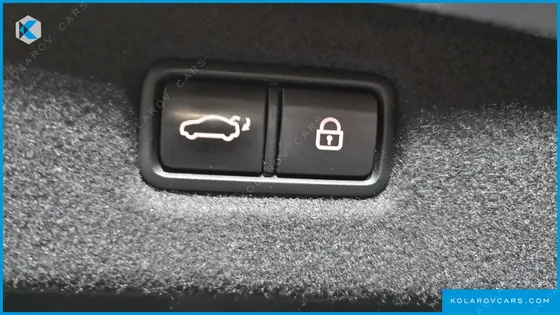 GENESIS G90 3.8 AWD