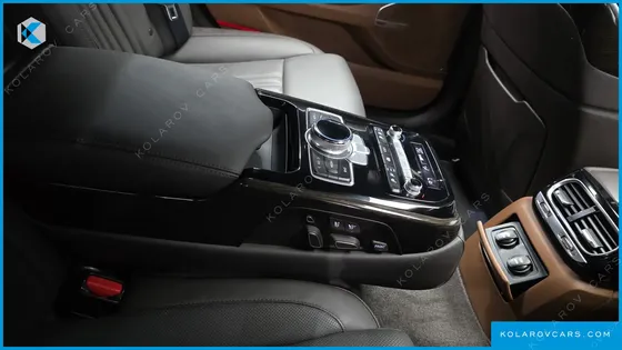 GENESIS G90 3.3 T AWD