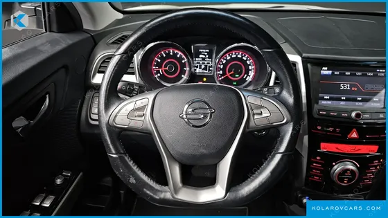 KGM - SSANGYONG TIVOLI LX 2WD