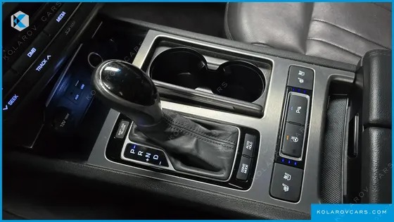 HYUNDAI GENESIS G330 MODERN AWD