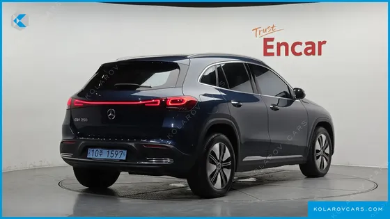 MERCEDES EQA EQA250