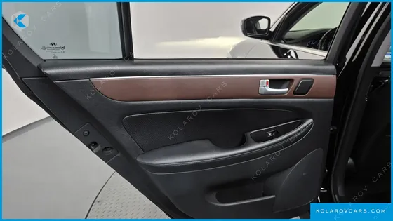 HYUNDAI GENESIS BH330 PREMIUM