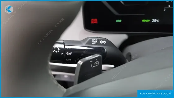 KIA EV3 STANDARD 2WD