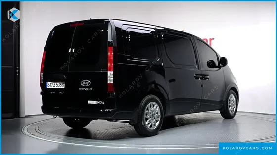 HYUNDAI STARIA L3.5 CARGO 3-SEATER