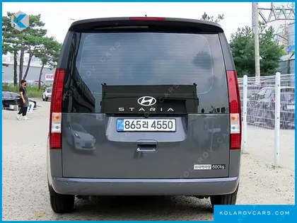 HYUNDAI STARIA L3.5 CARGO 5-SEATER