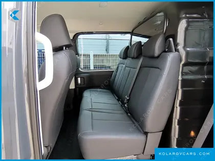 HYUNDAI STARIA L3.5 CARGO 5-SEATER