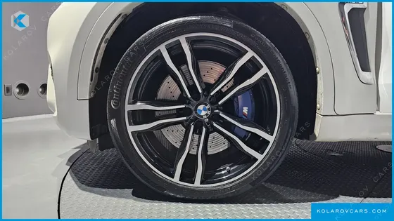 BMW X6M 4.4