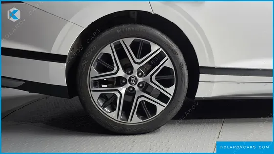HYUNDAI GRANDEUR 2,5 GASOLINE 2WD