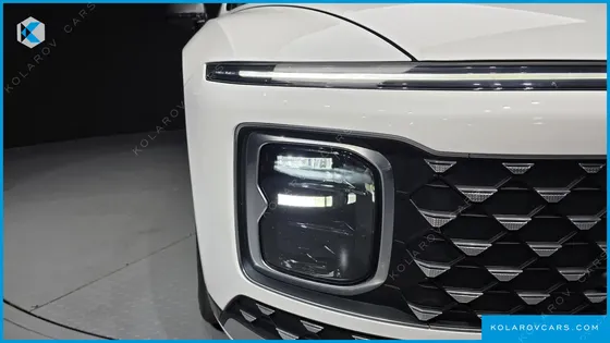HYUNDAI GRANDEUR 2,5 GASOLINE 2WD