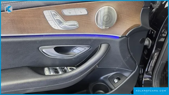 MERCEDES E-CLASS E220D 4MATIC EXCLUSIVE