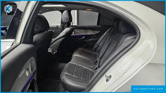 MERCEDES E-CLASS E300 AMG LINE