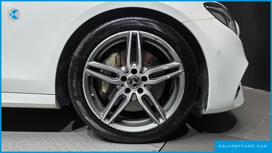 MERCEDES E-CLASS E300 AMG LINE