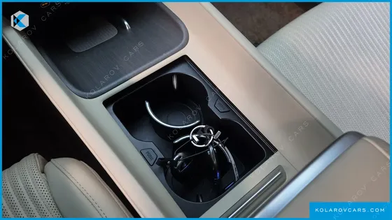 HYUNDAI GRANDEUR 2,5 GASOLINE 2WD