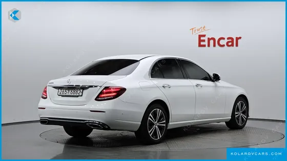 MERCEDES E-CLASS E220D AVANTGARDE