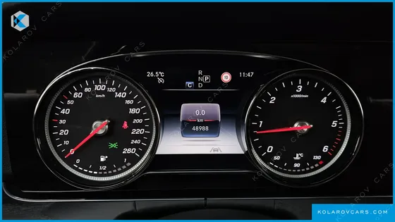 MERCEDES E-CLASS E220D AVANTGARDE