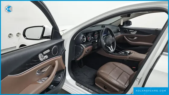 MERCEDES E-CLASS E220D AVANTGARDE