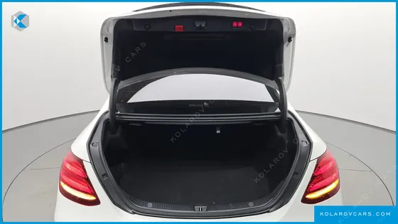 MERCEDES E-CLASS E220D AVANTGARDE