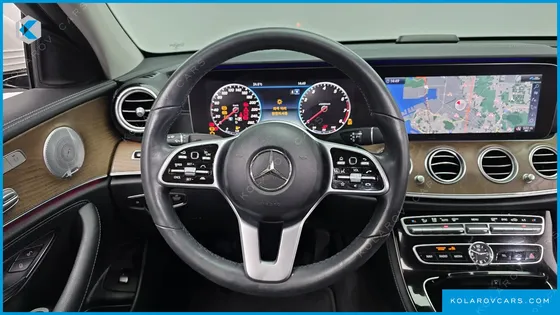 MERCEDES E-CLASS E300 4MATIC EXCLUSIVE