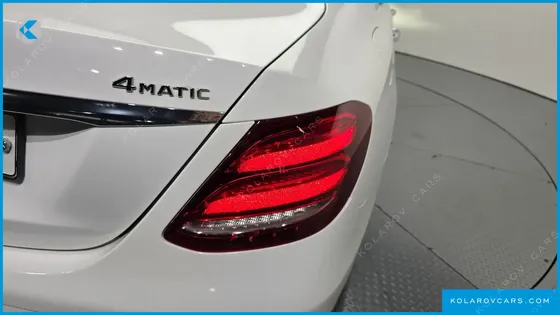 MERCEDES E-CLASS E300 4MATIC EXCLUSIVE