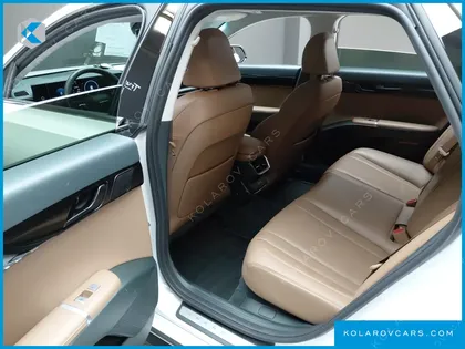 HYUNDAI GRANDEUR 2,5 GASOLINE 2WD